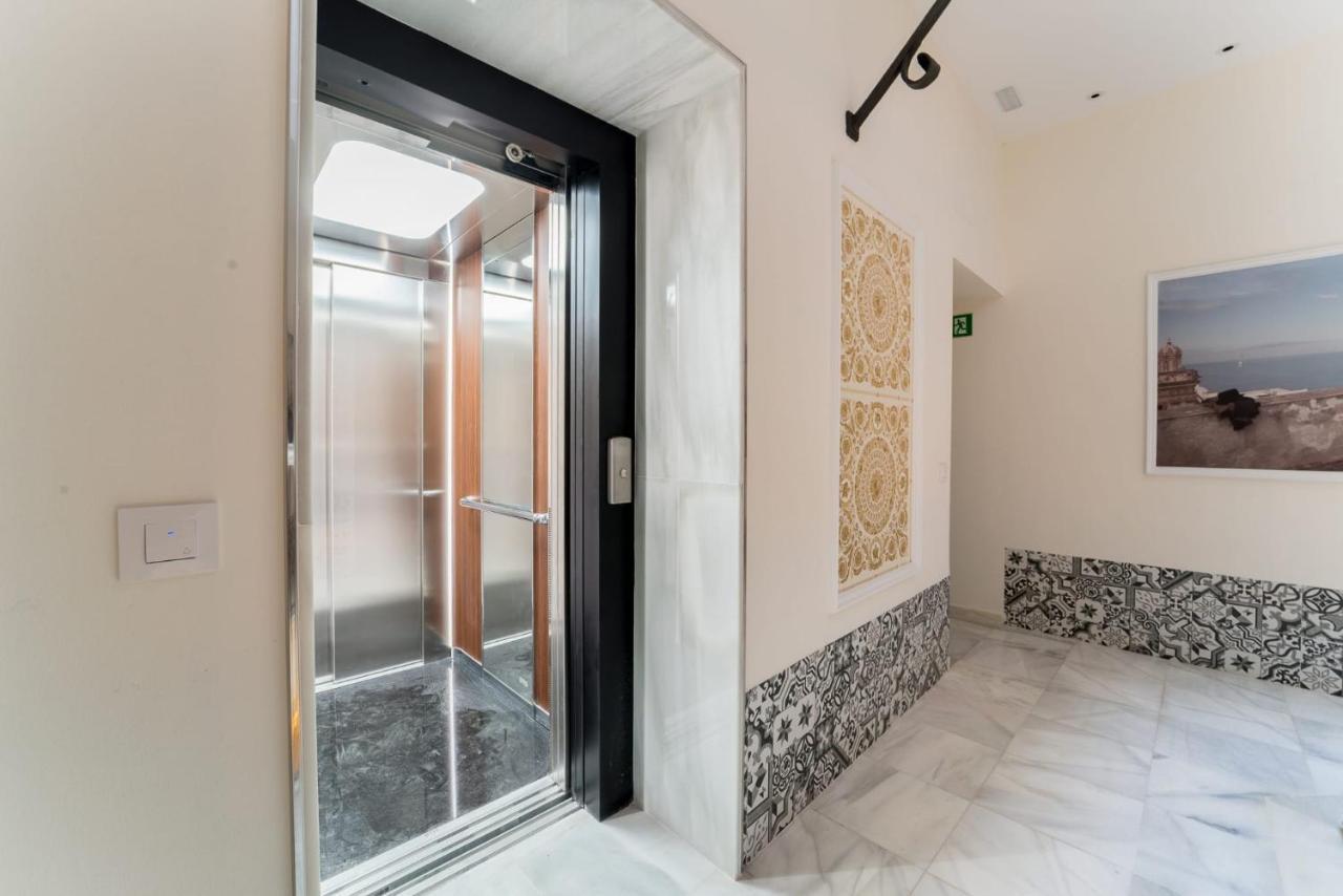 Apartamento Cadiz Centro Fabio Rufino المظهر الخارجي الصورة